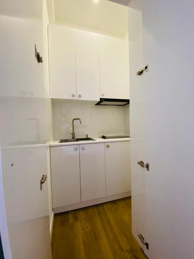 Апартаменти Type With Mini Kitchen And Balcony On Melikishvili, Center *