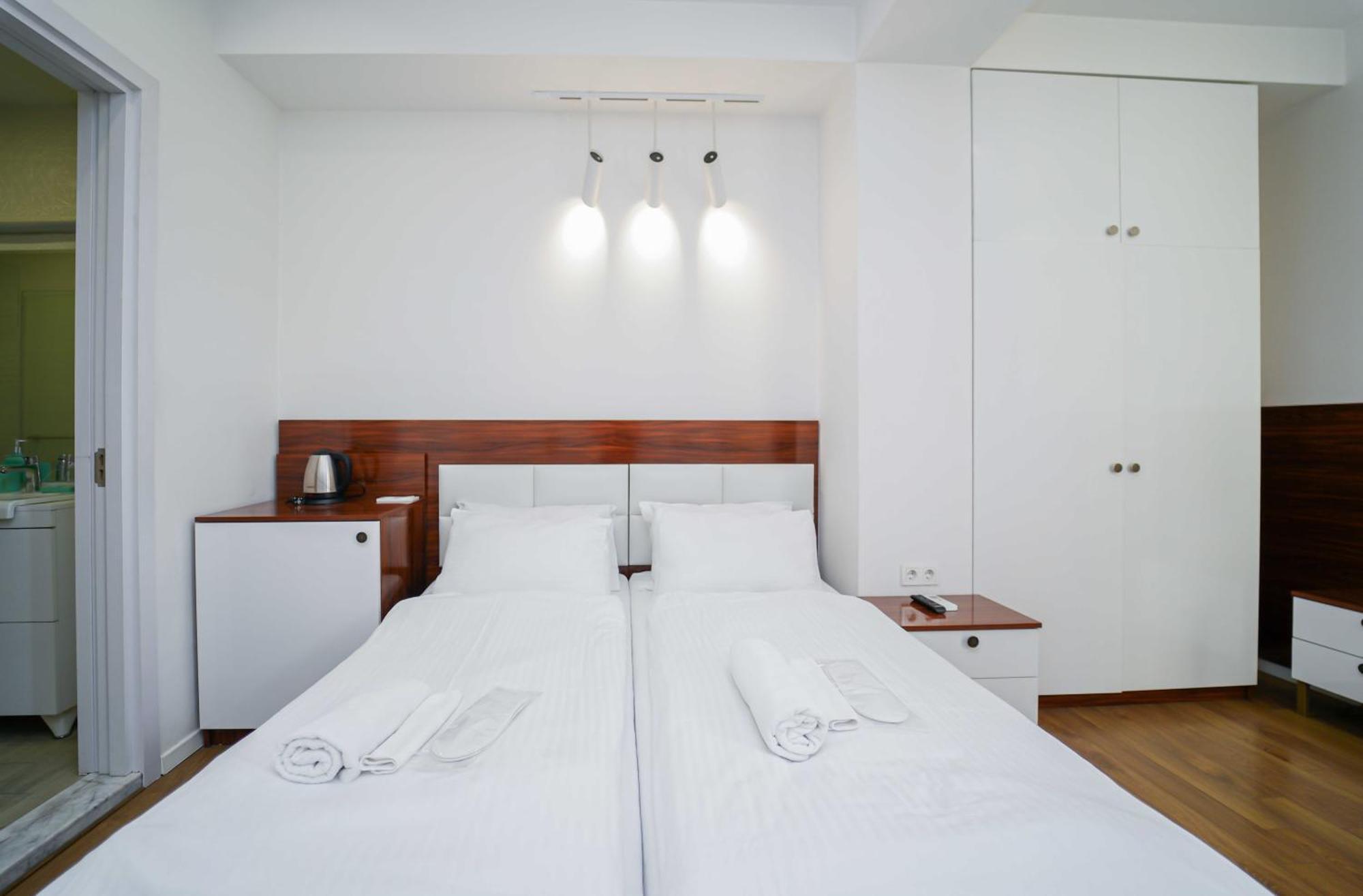 Type With Mini Kitchen And Balcony On Melikishvili, Center * Tbilisi